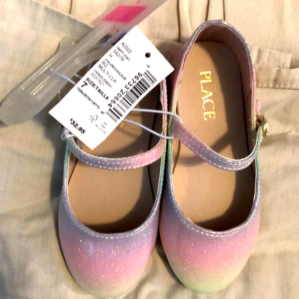 Brand-New Multi color ballet size 7 flats.